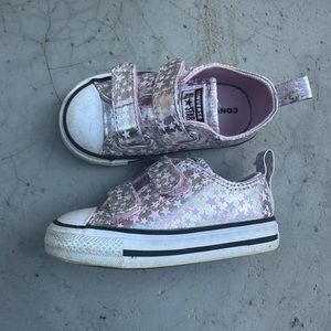 Pink star converse Toddler